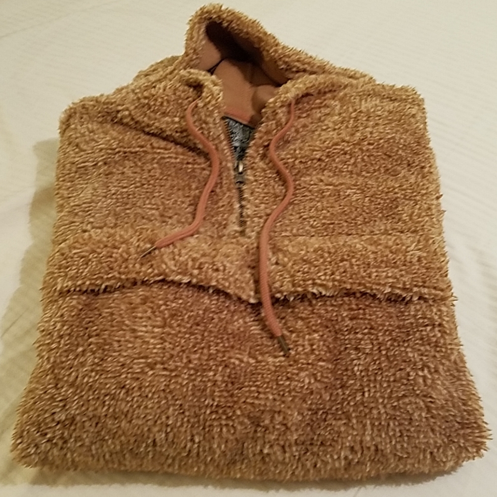 NWOT Teddy Bear Pullover